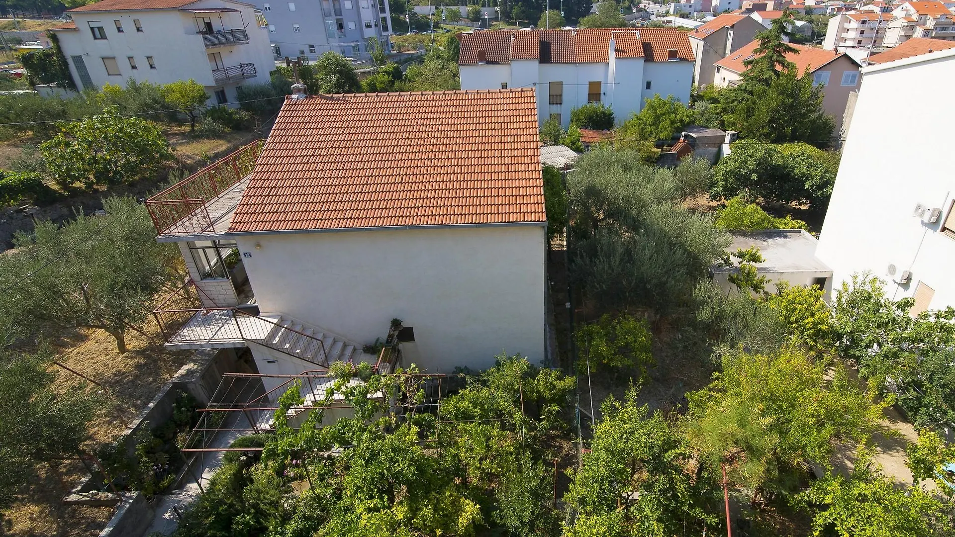 Apartments Iskra Split